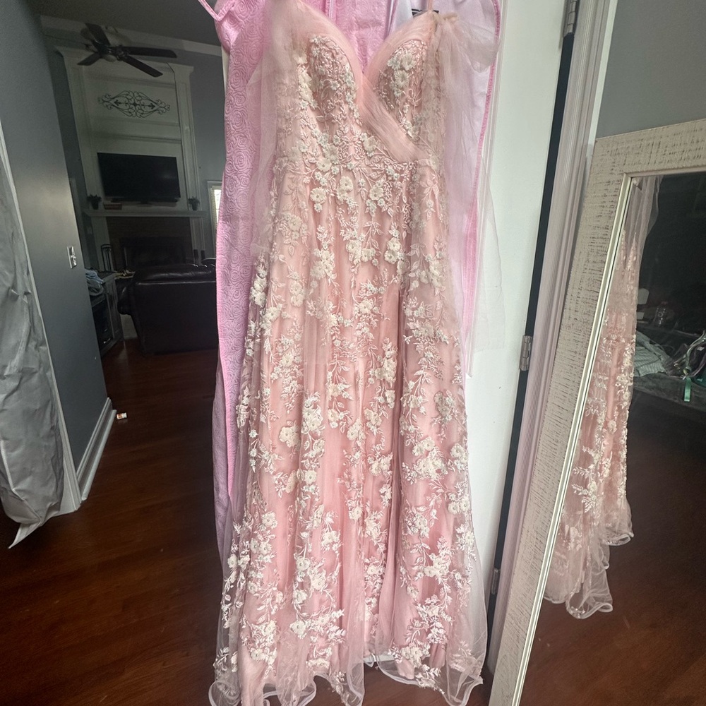 1 of 1 Sherri hill prom dress